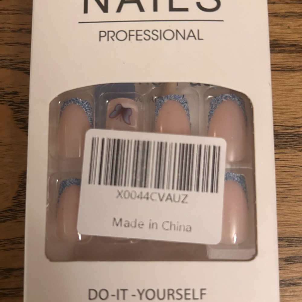 Blue Glitter Butterfly Press-On Nails‎
